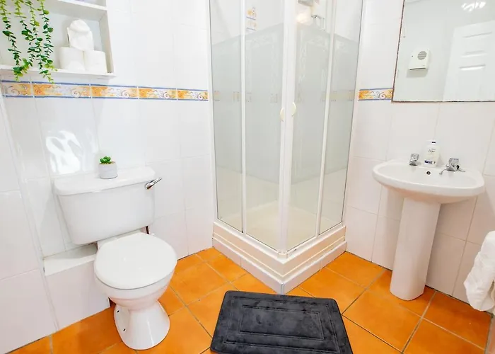 Spacious 4 Bed In * Limerick Junction